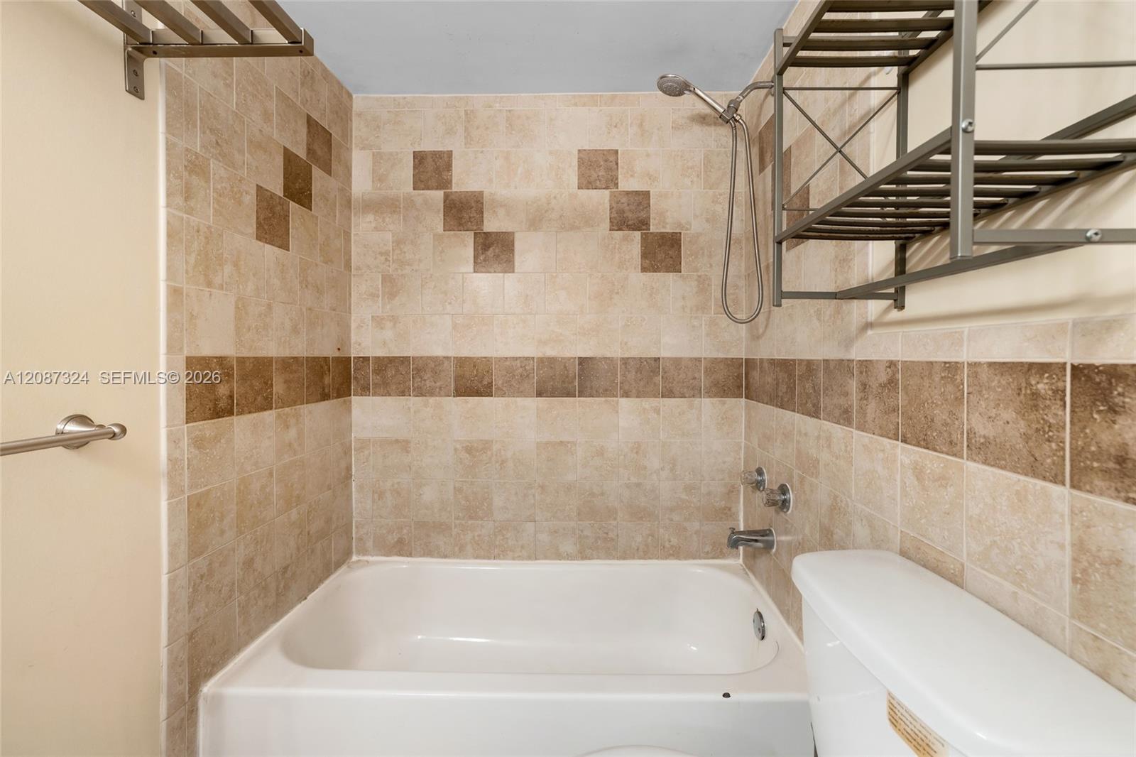 1401 Ne 191st Street D107 Property Photo 6