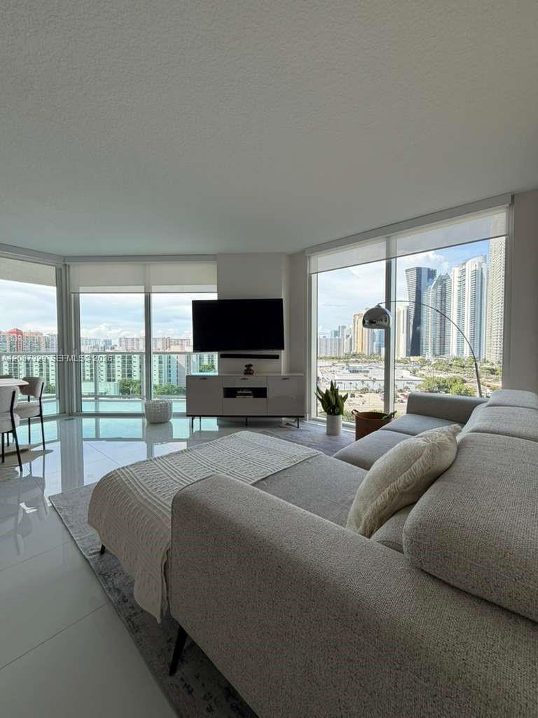 200 Sunny Isles Boulevard 2-1001 Property Photo 10