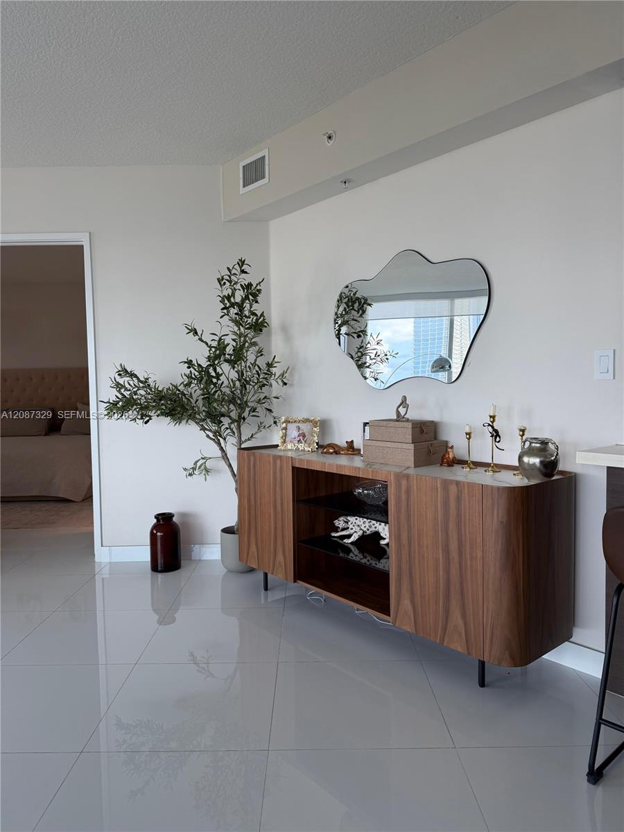 200 Sunny Isles Boulevard 2-1001 Property Photo 11
