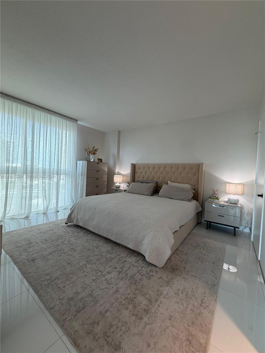 200 Sunny Isles Boulevard 2-1001 Property Photo 14