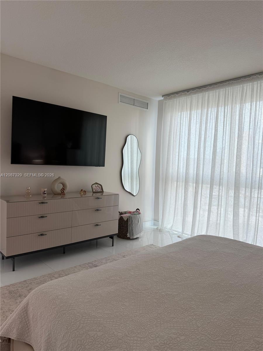 200 Sunny Isles Boulevard 2-1001 Property Photo 16