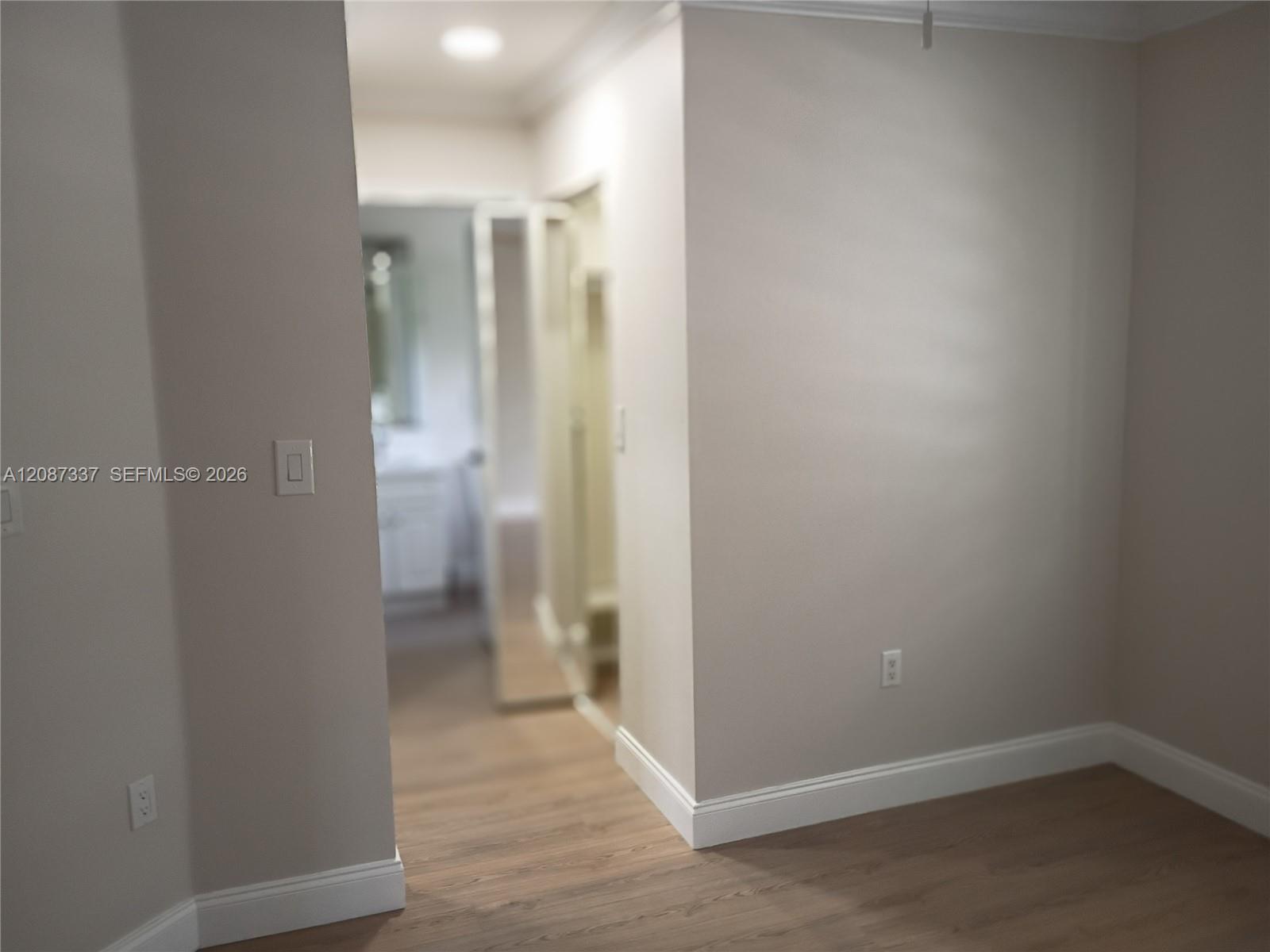 A12087337 Property Photo 11