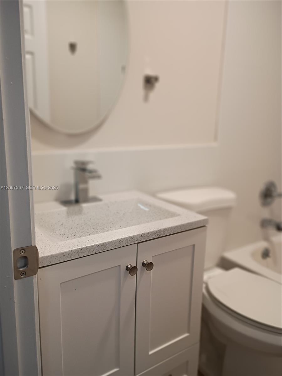 A12087337 Property Photo 18
