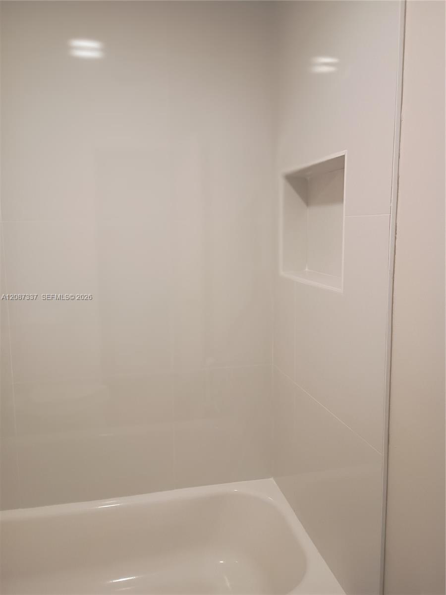 A12087337 Property Photo 19