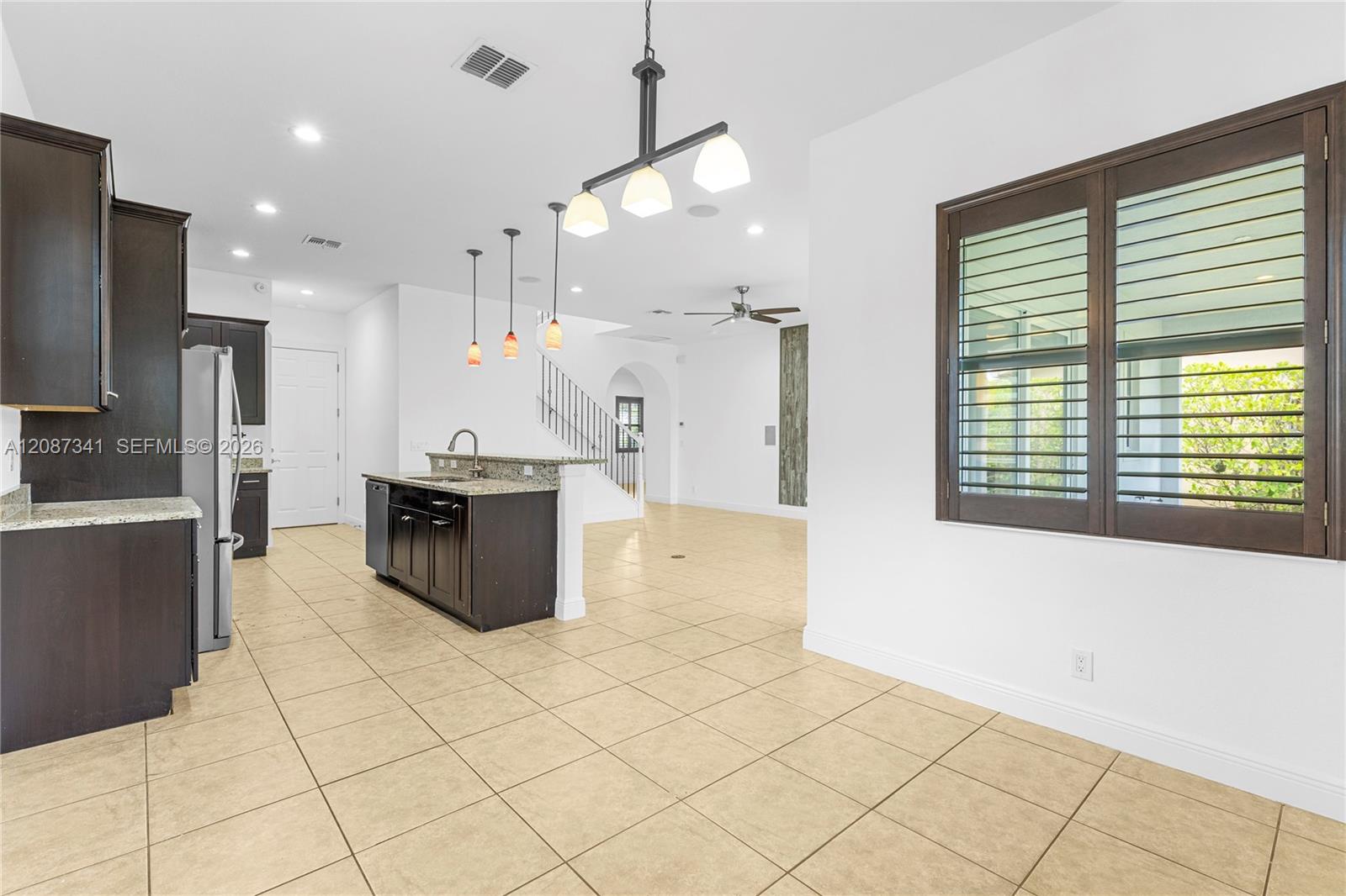 11925 Nw 82nd Street Property Photo 8