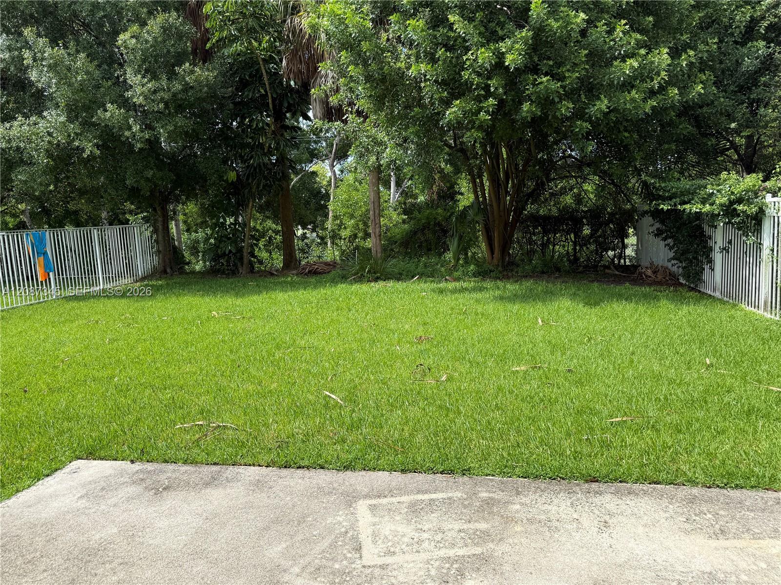 4550 Se Graham Drive Property Photo 24