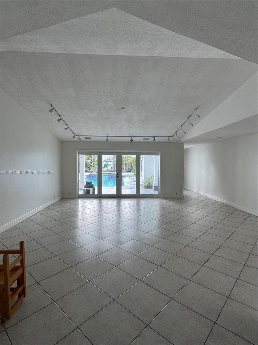 7790 Sw 91st Avenue Property Photo 2