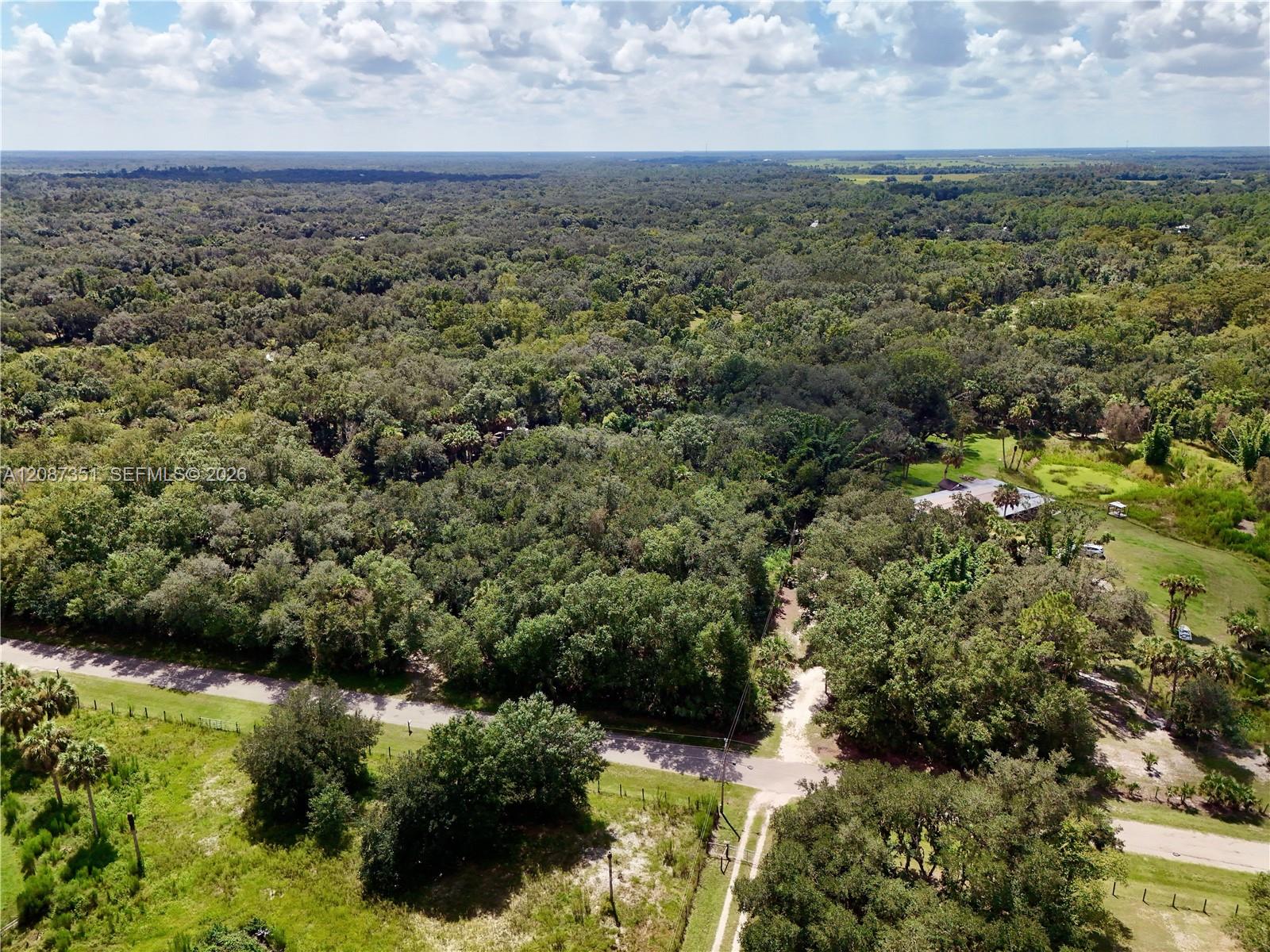 8671 Sw Opossum Property Photo 7