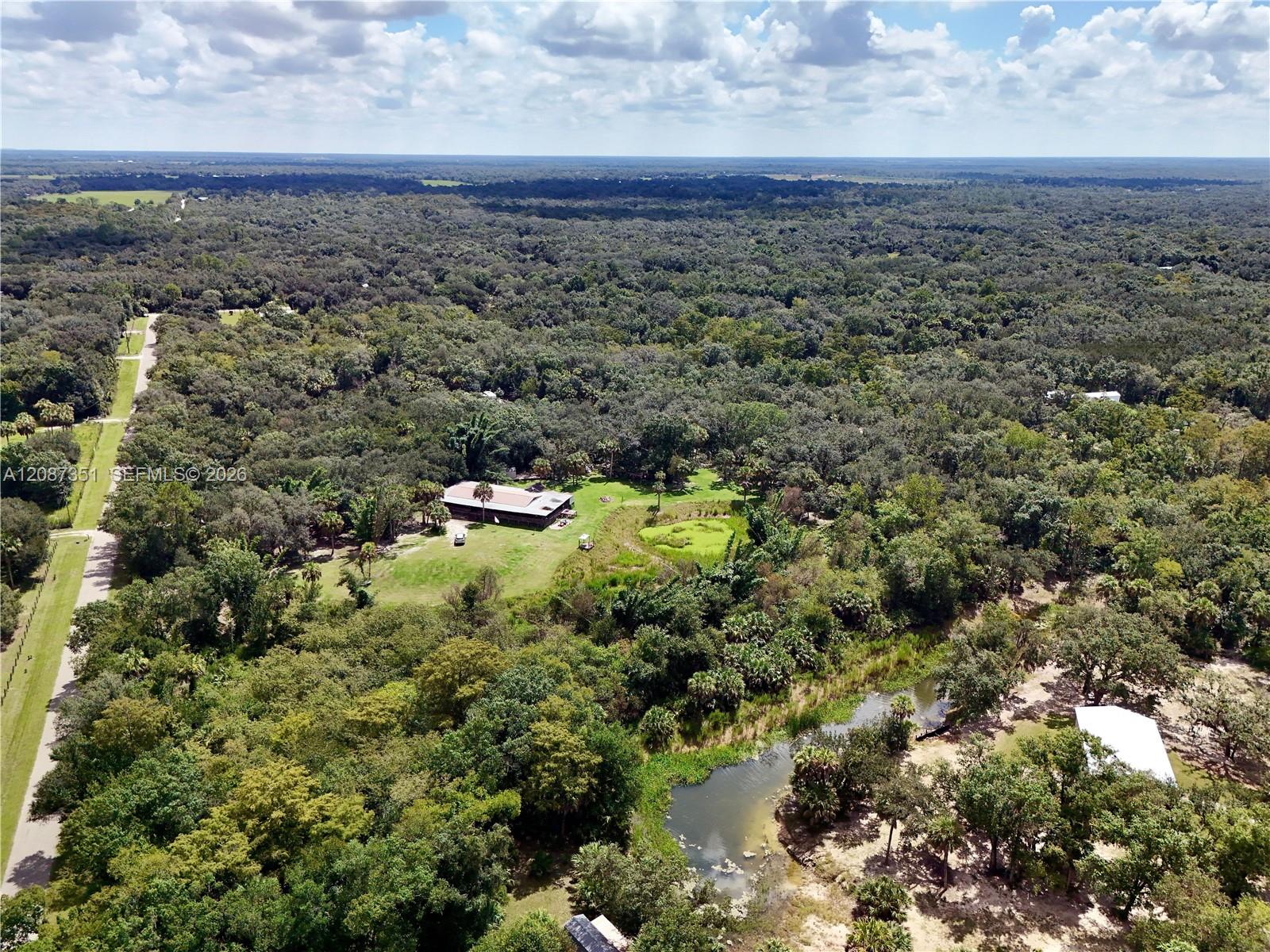 8671 Sw Opossum Property Photo 10