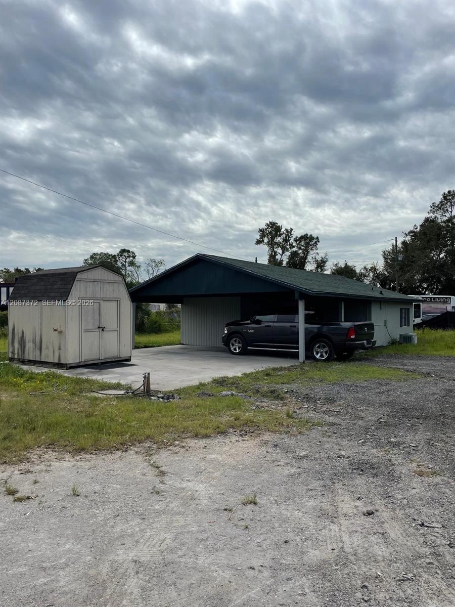 600 Ring Road Property Photo 4