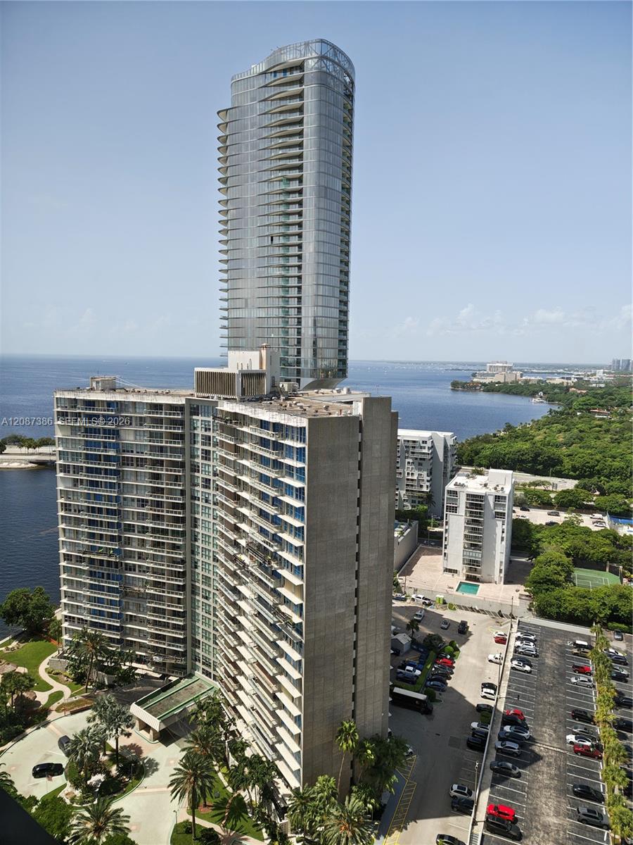 2333 Brickell Avenue 2814 Property Photo 14