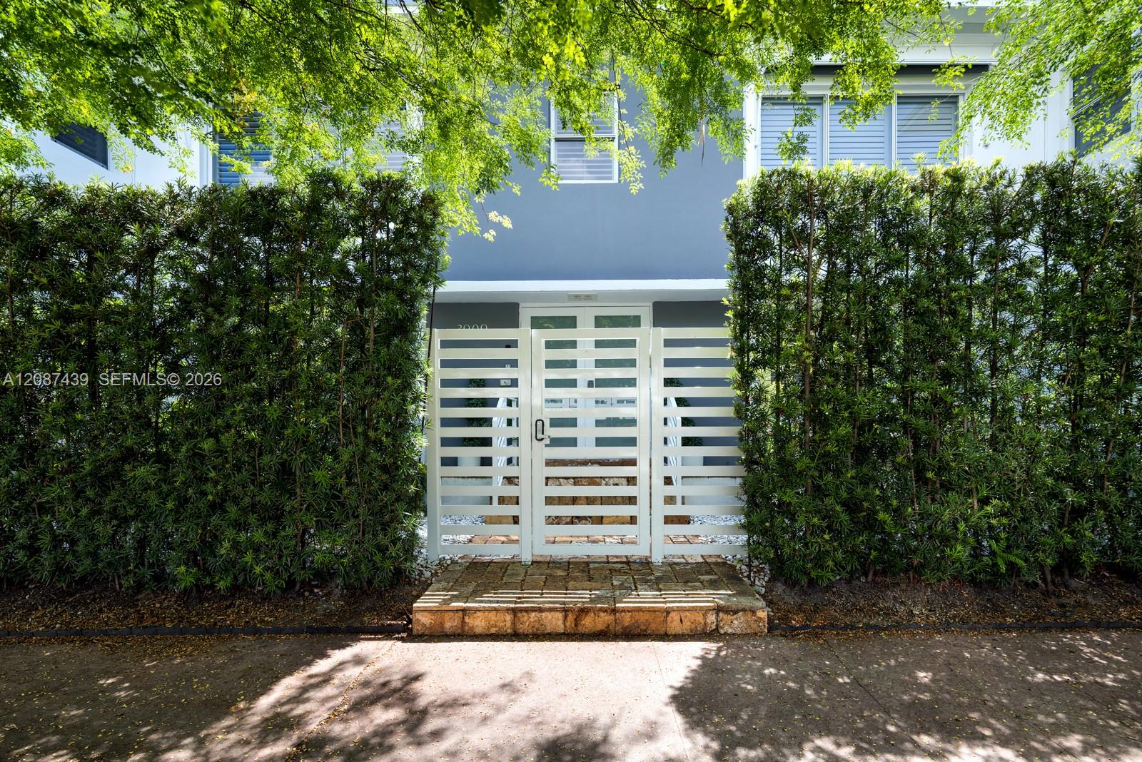 3909 Garden Avenue Property Photo 1