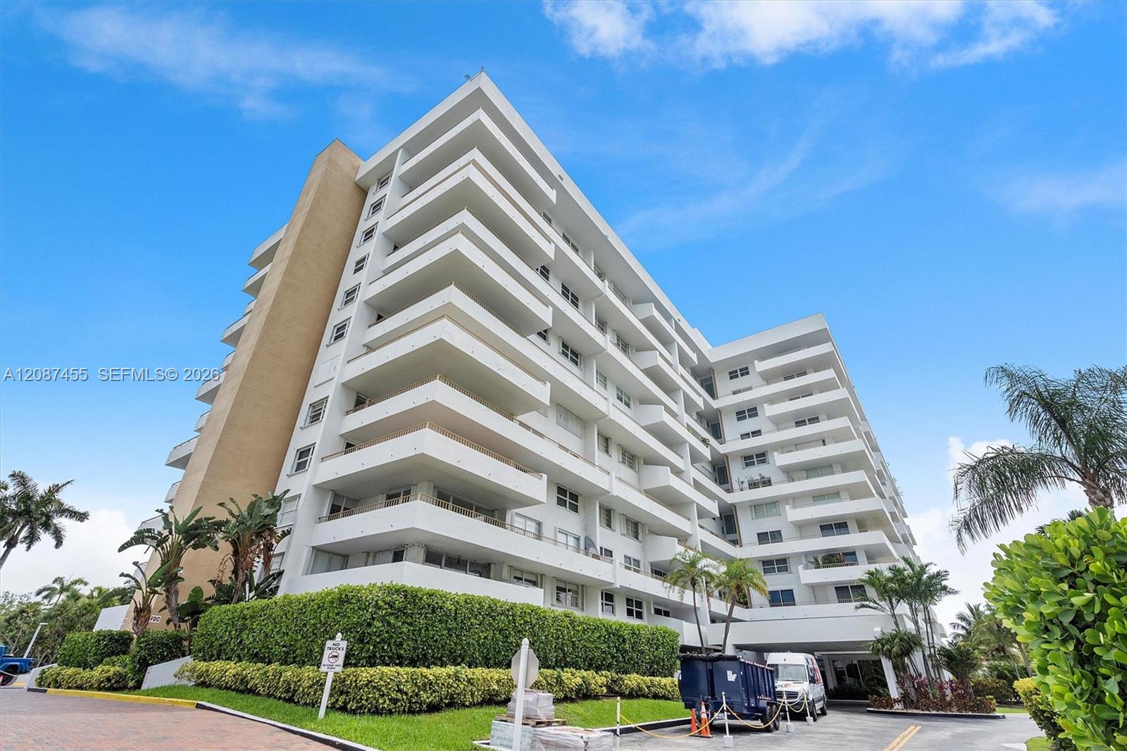 177 Ocean Lane Drive 807 Property Photo 11
