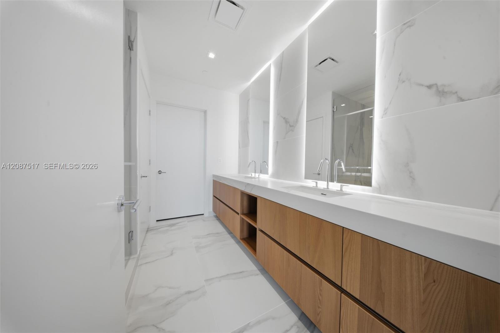 1400 Biscayne Boulevard 4604c Property Photo 35