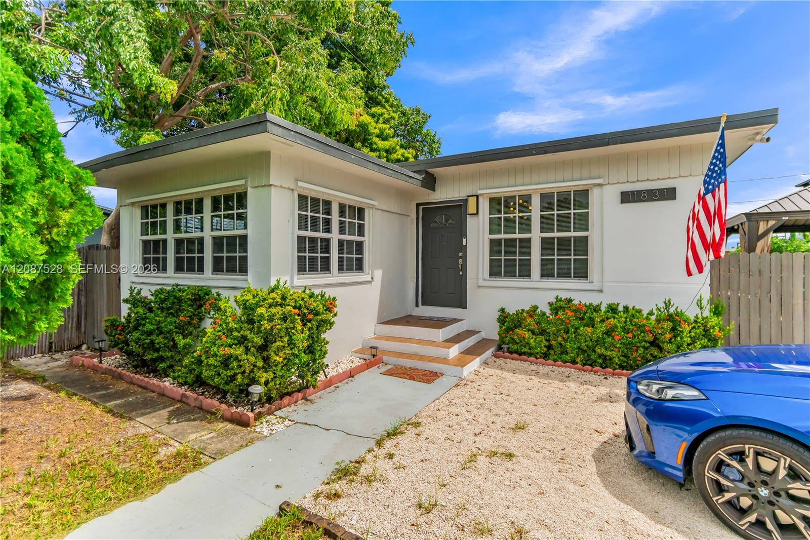 11831 Nw 5th Avenue Property Photo 1