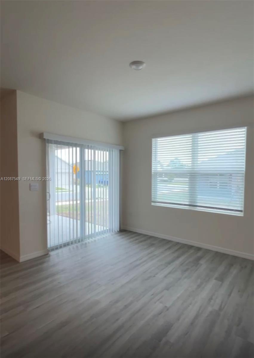 304 Corso Loop Property Photo 10
