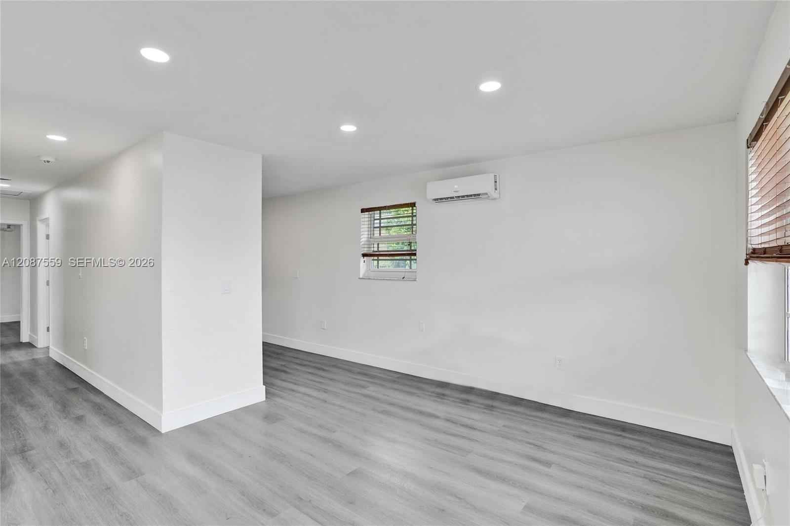 1341 Nw 75th Street Property Photo 5