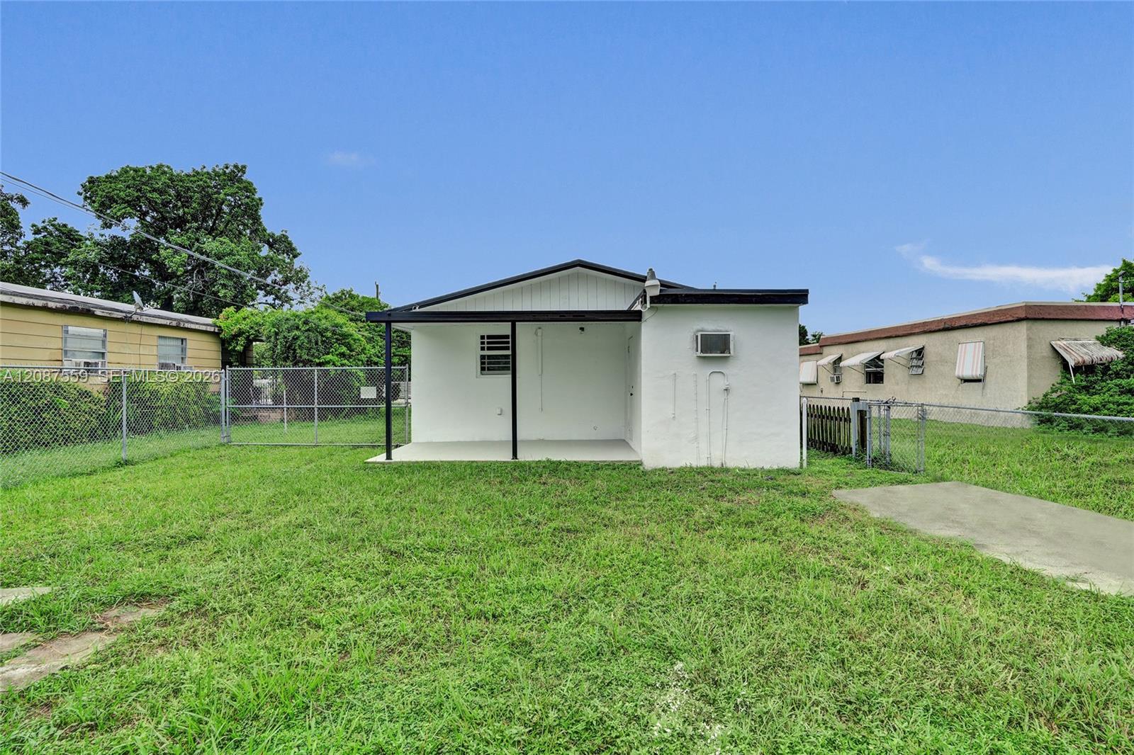 1341 Nw 75th Street Property Photo 28