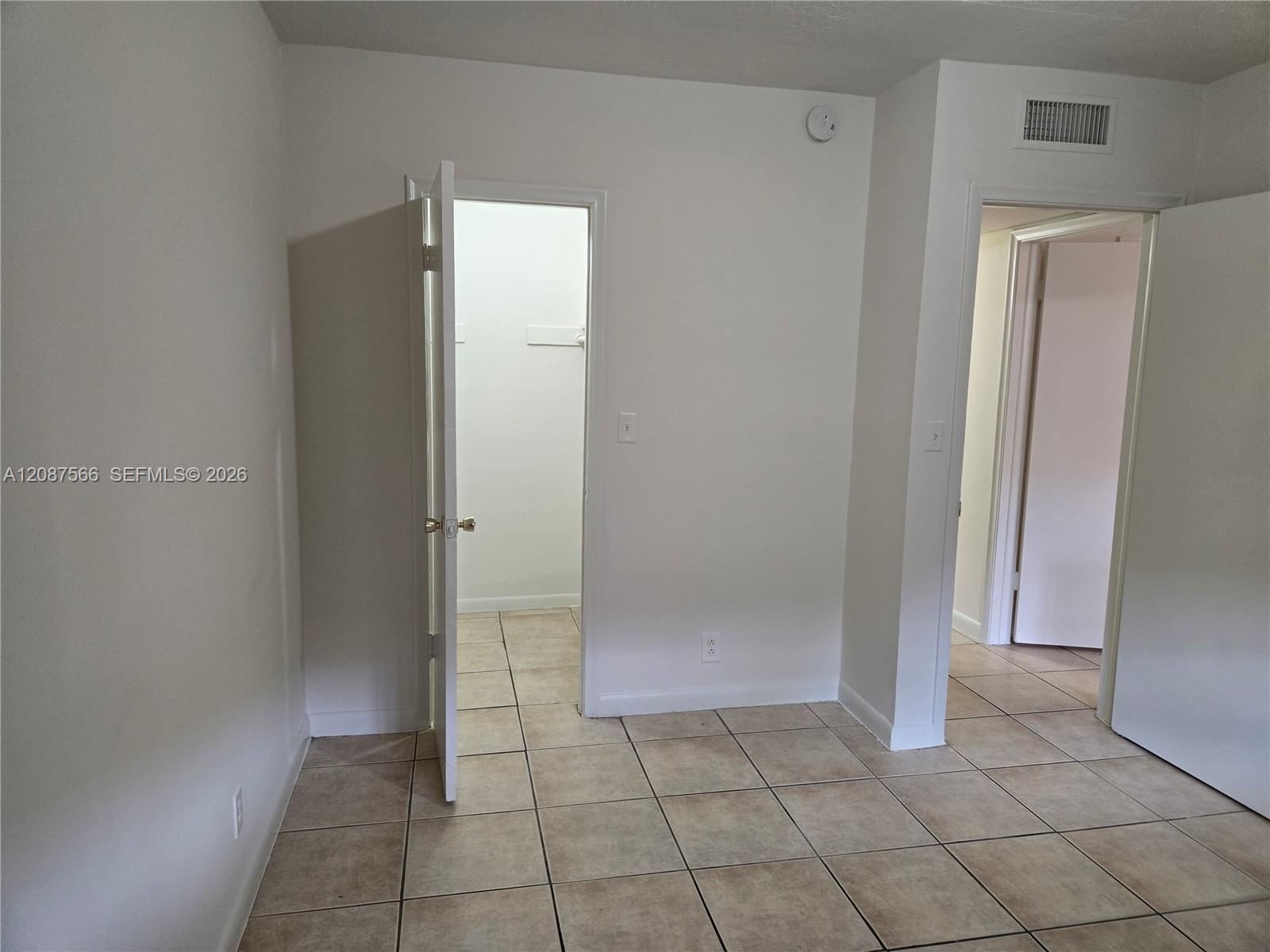 8704 Nw 35th Street 105 Property Photo 13