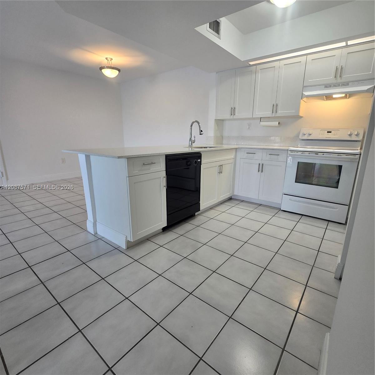 8600 Sw 212th Street 308 Property Photo 1