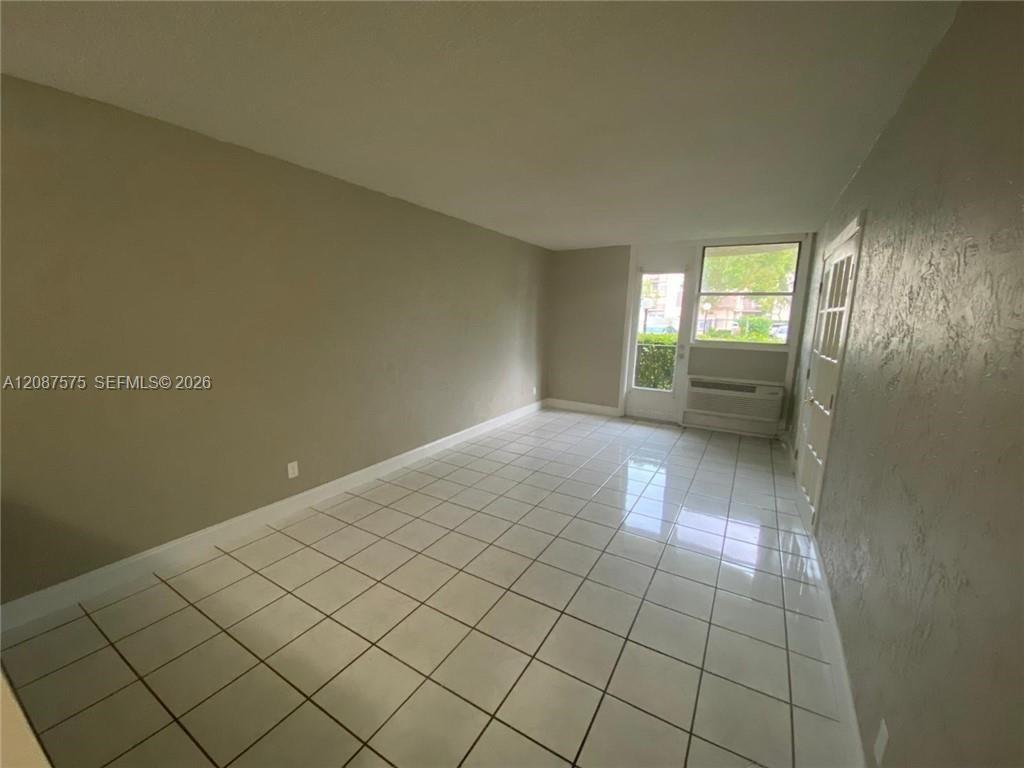 2771 Riverside Drive 111-A Property Photo 1