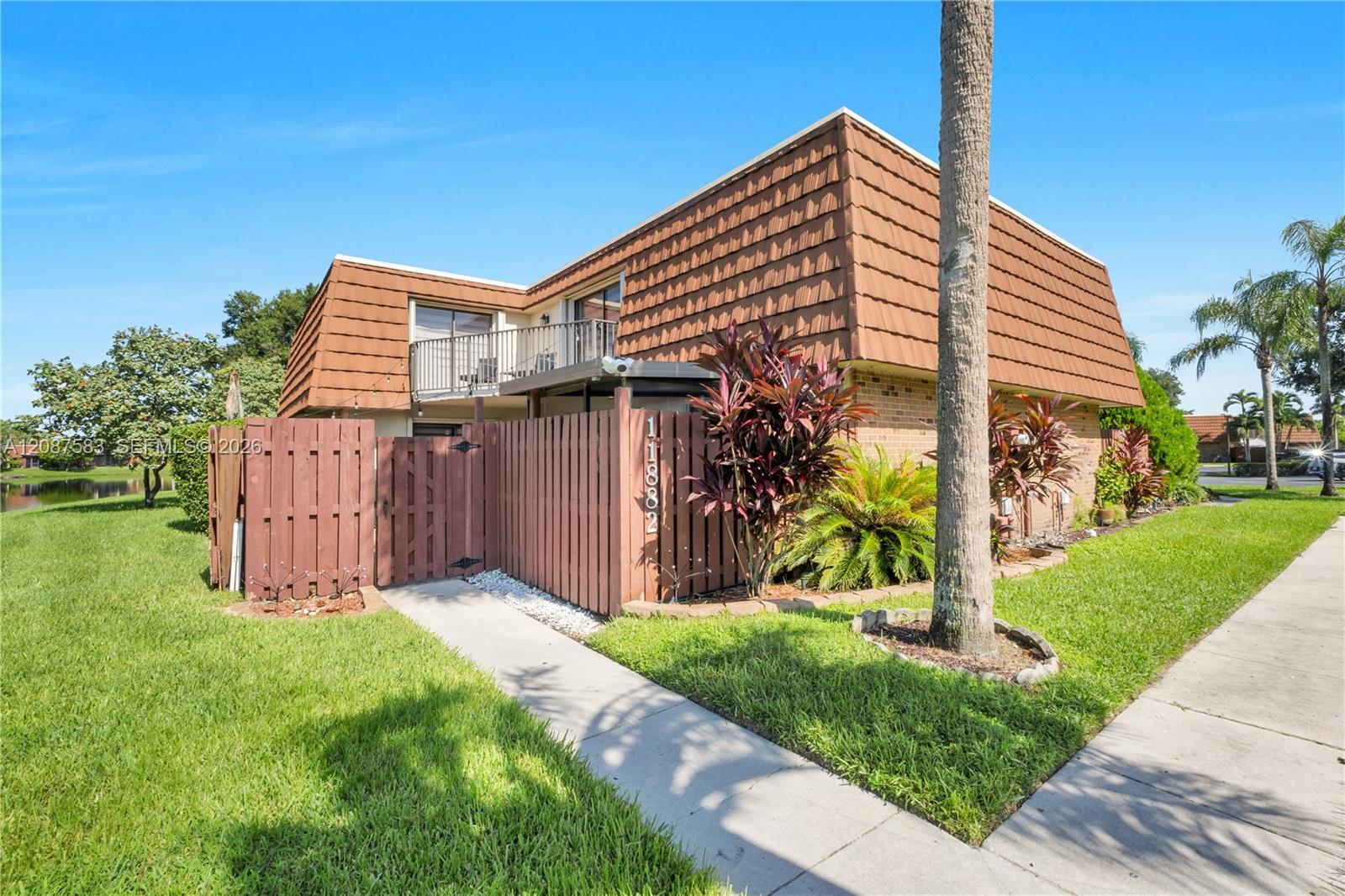 11882 Sw 12th Place Property Photo 1