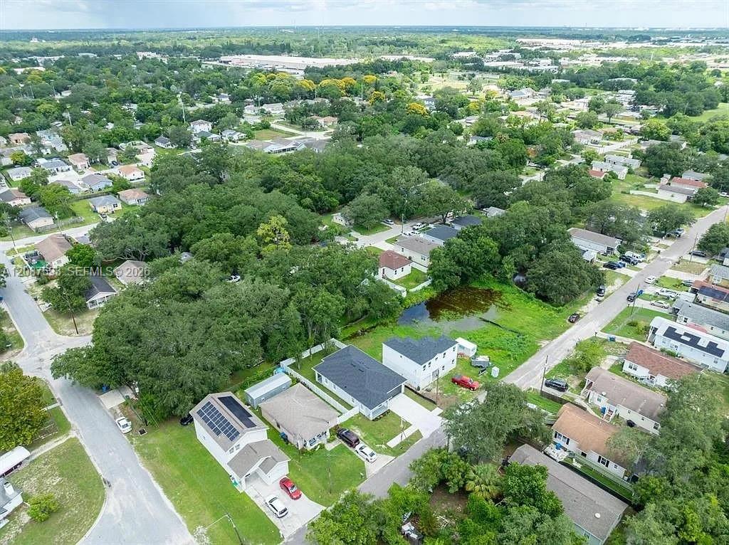 3706 Wiggins Leaf Property Photo 2