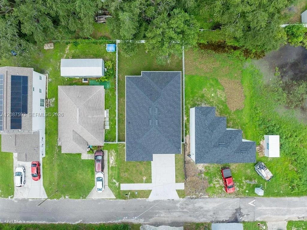 3706 Wiggins Leaf Property Photo 4