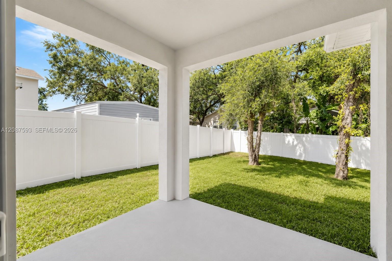 3706 Wiggins Leaf Property Photo 7