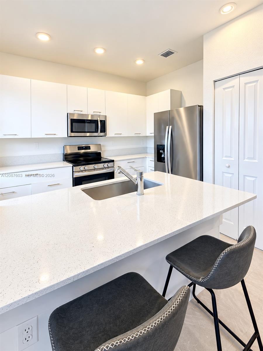 12570 Nw 22nd Place . Property Photo 12