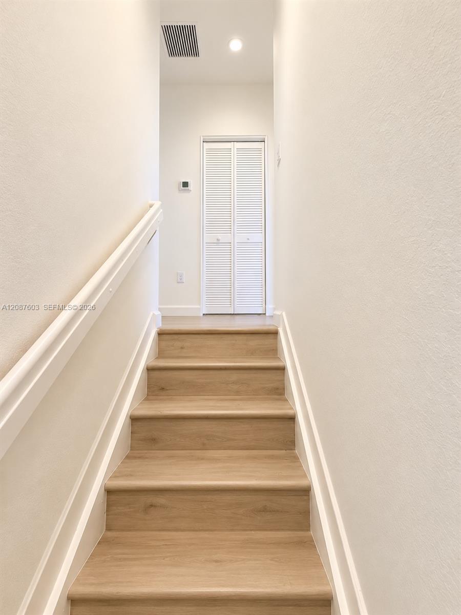 12570 Nw 22nd Place . Property Photo 20