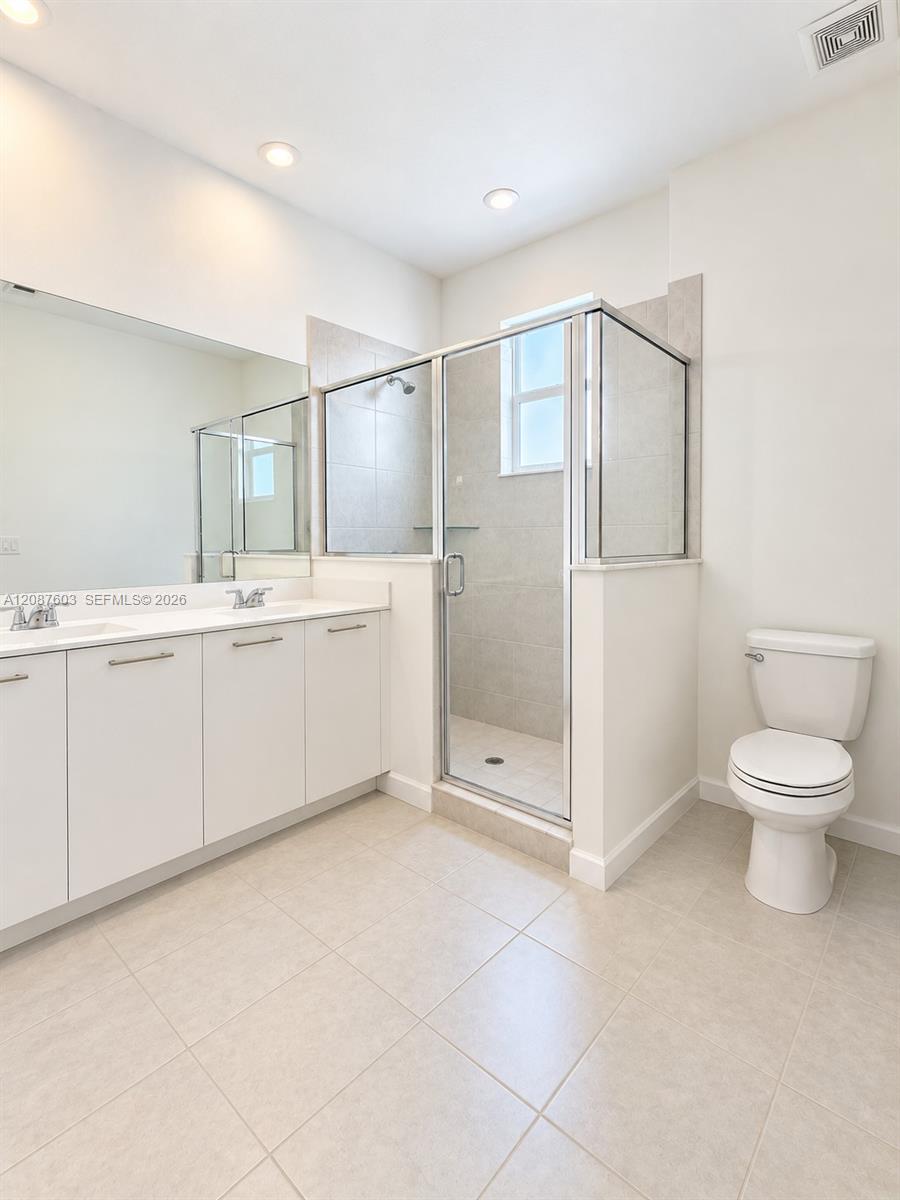 12570 Nw 22nd Place . Property Photo 24