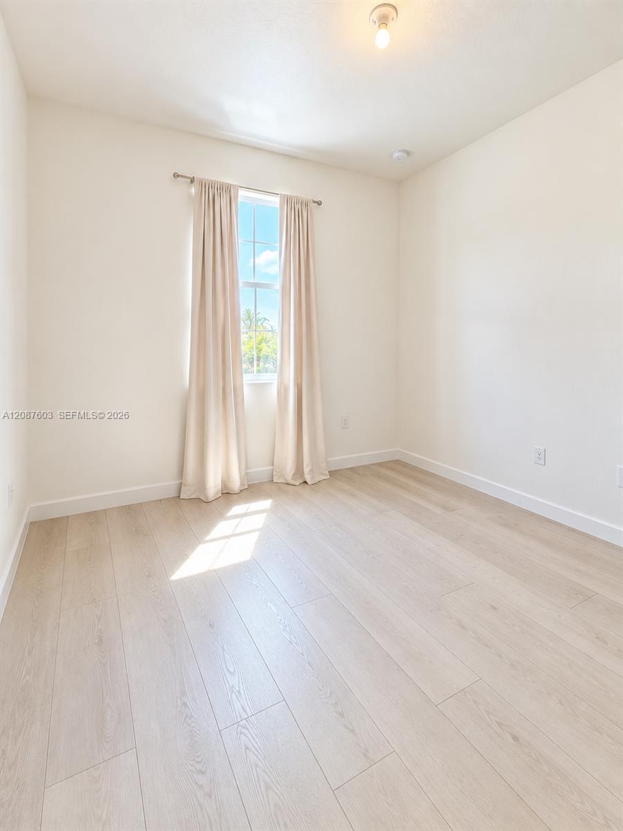 12570 Nw 22nd Place . Property Photo 30