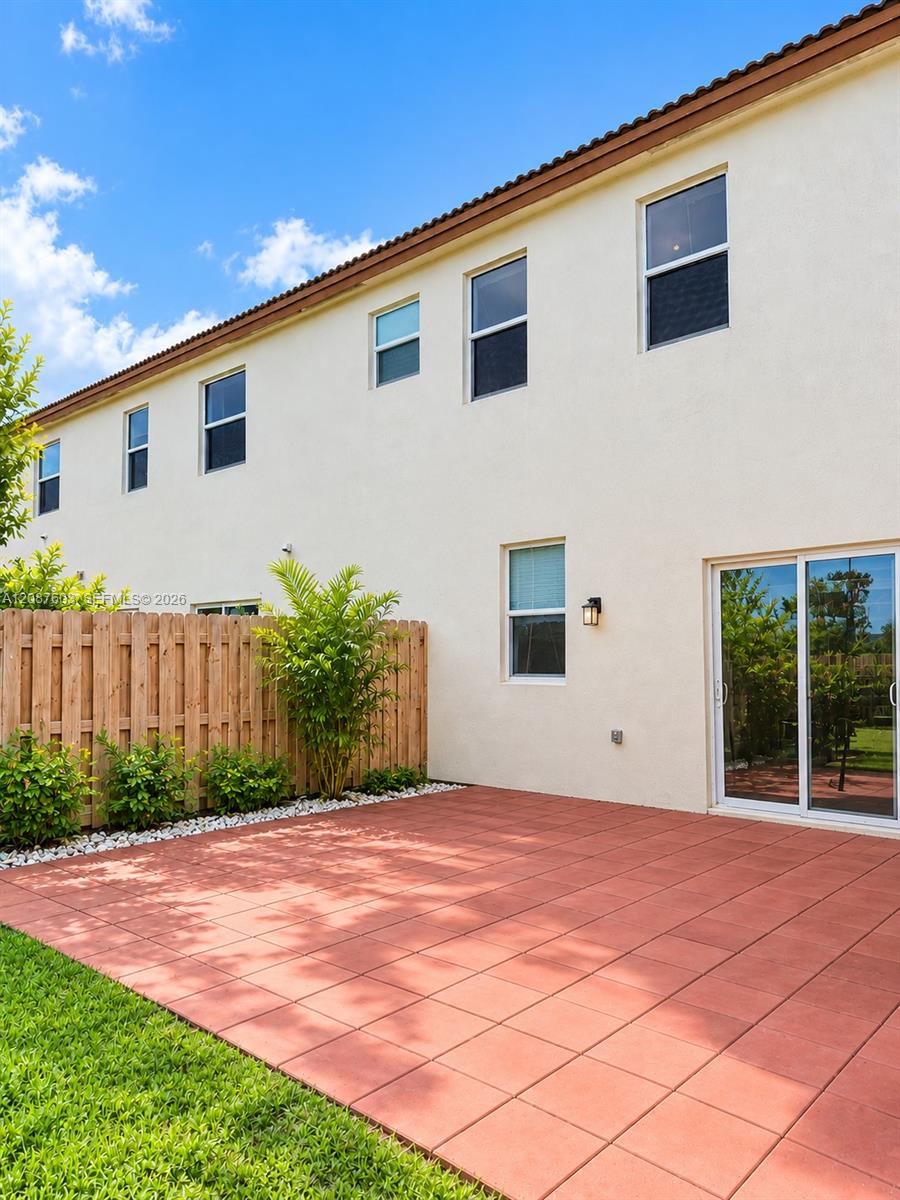 12570 Nw 22nd Place . Property Photo 39
