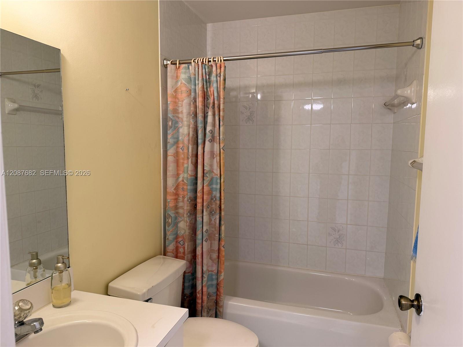 8019 Lake Drive 202 Property Photo 10