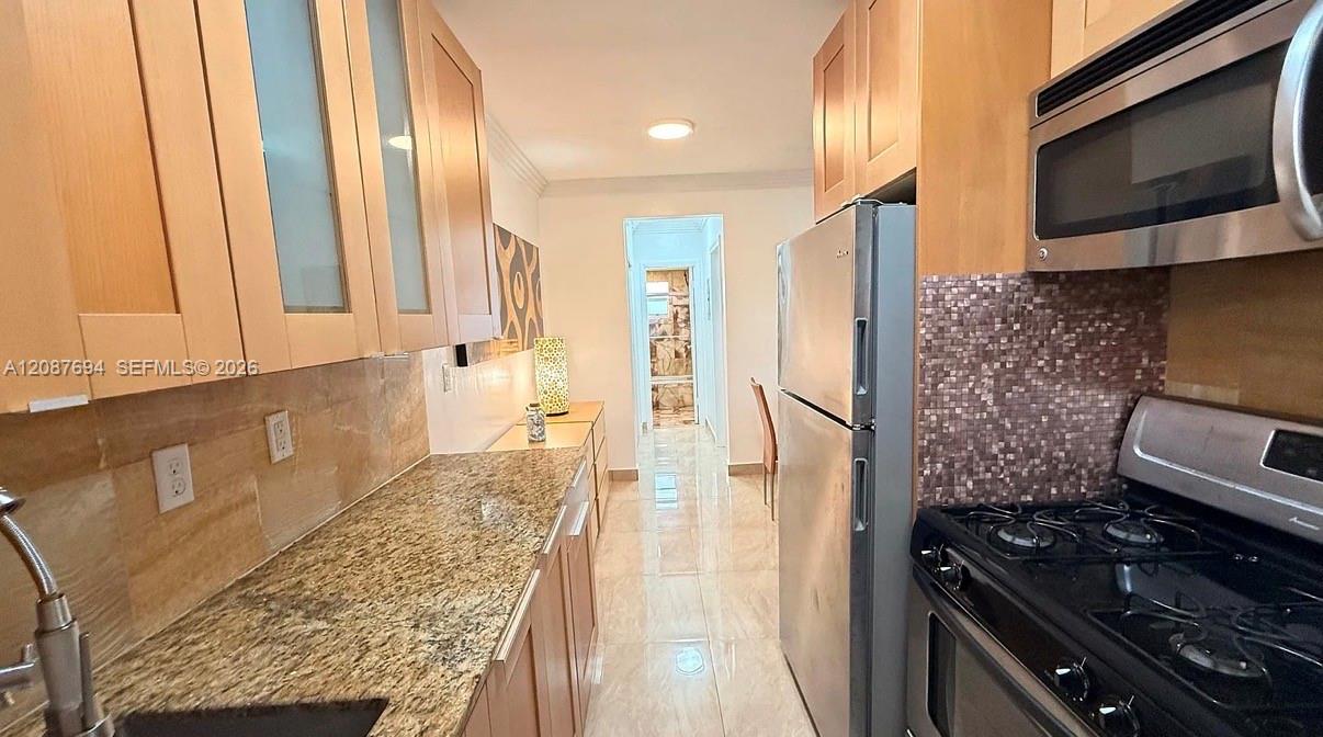 650 Pennsylvania Avenue 2 Property Photo 10