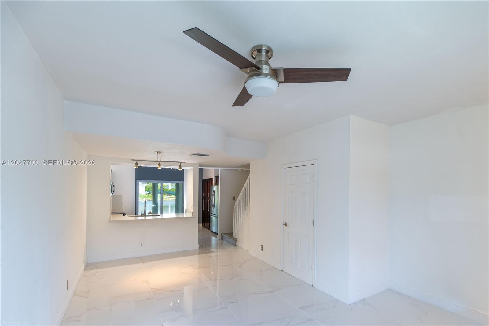 A12087700 Property Photo 2