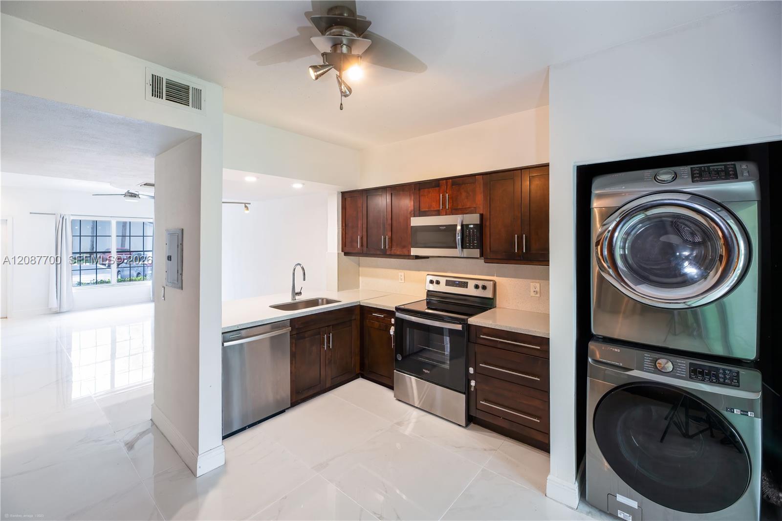A12087700 Property Photo 4