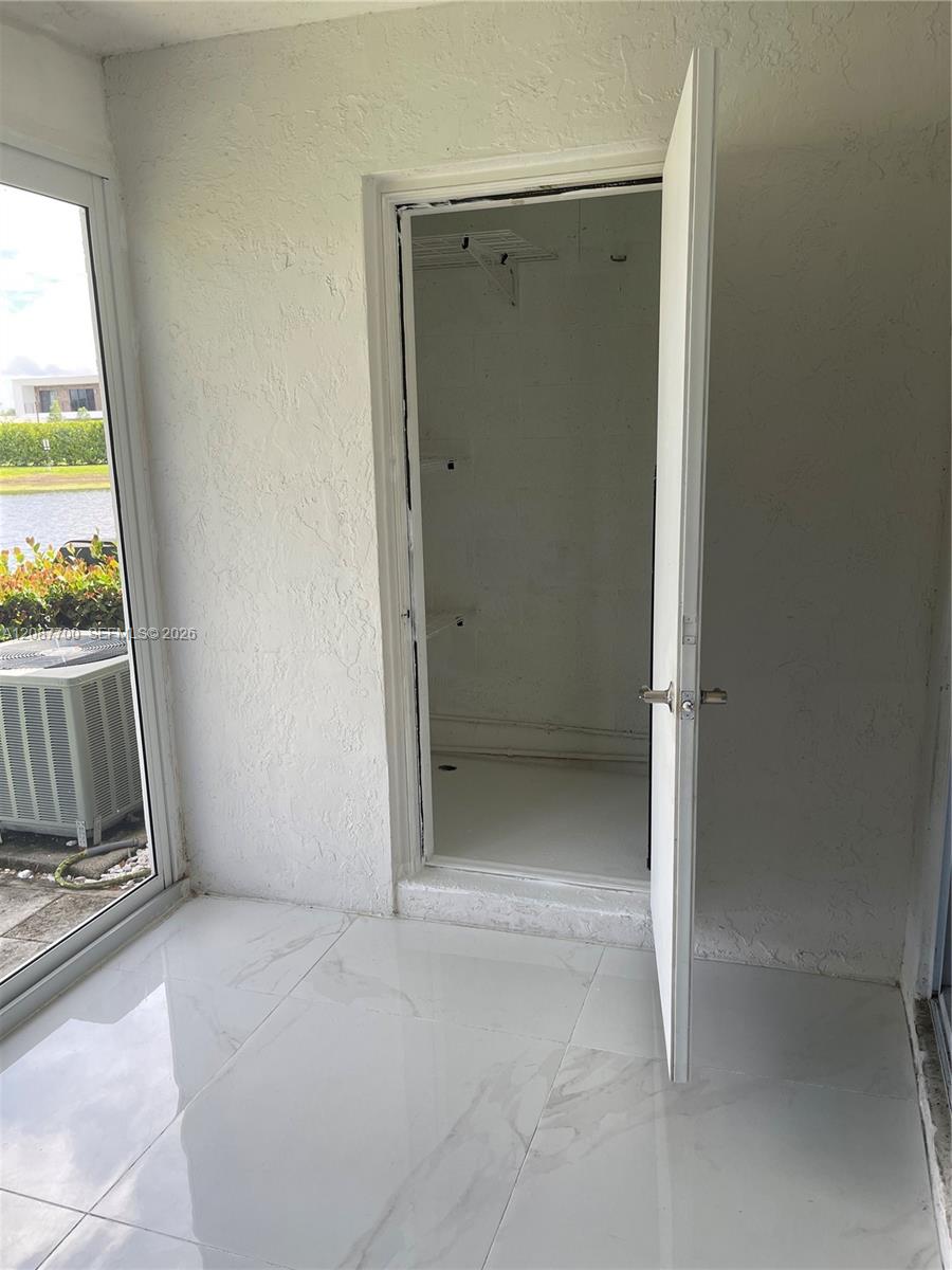 A12087700 Property Photo 9