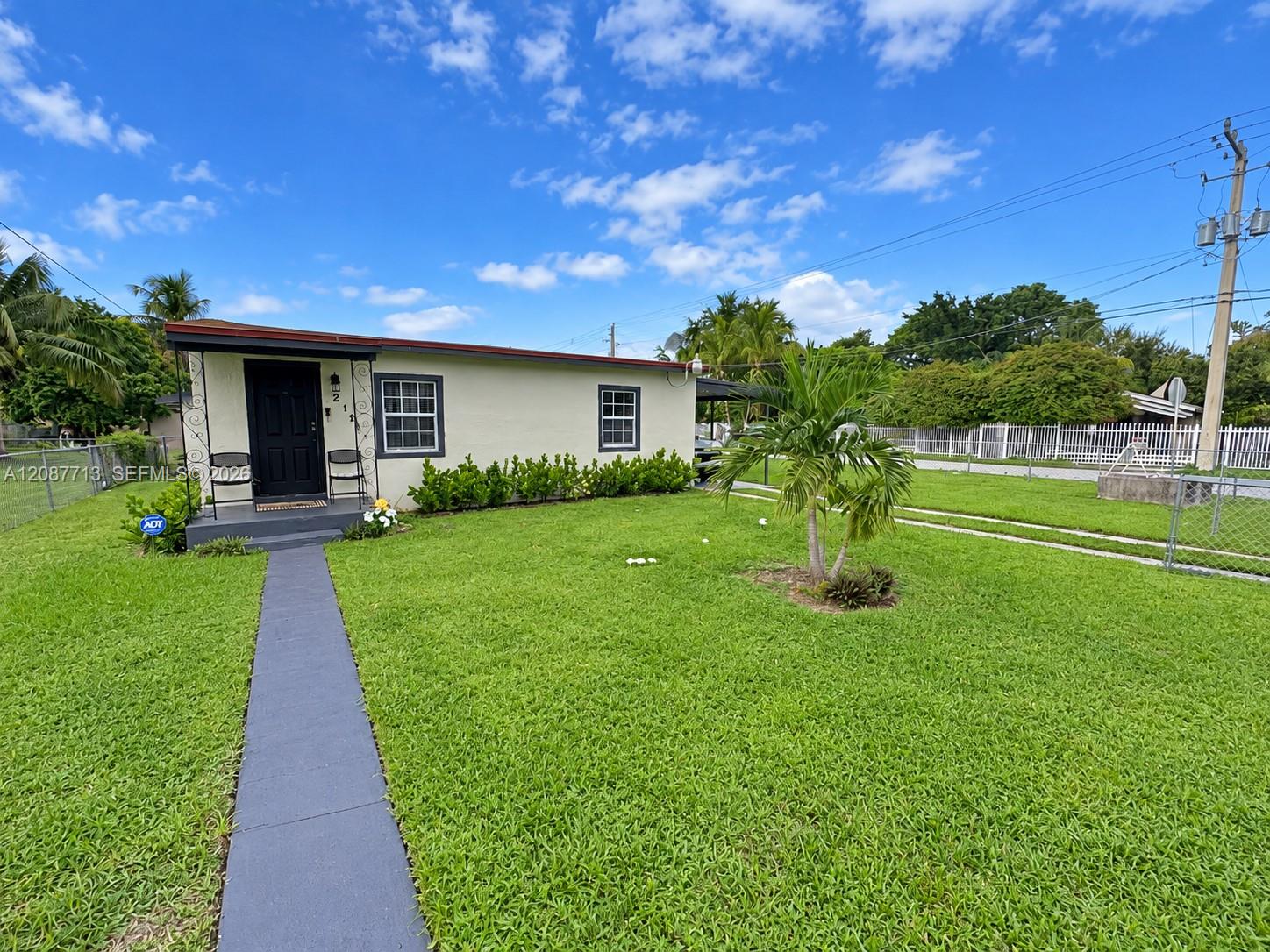 2101 NW 87th Street Property Photo 1