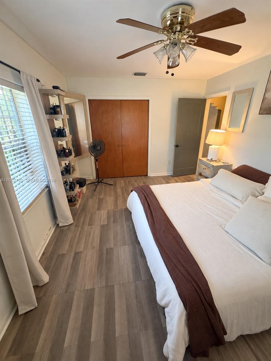 2101 Nw 87th Street Property Photo 8
