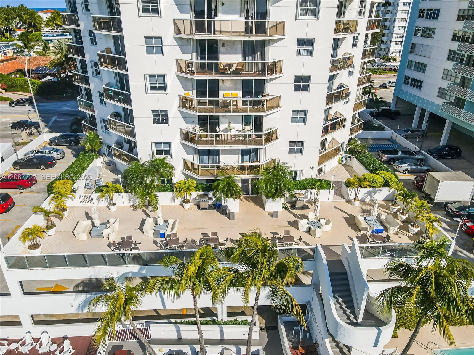 5880 Collins Avenue Ph3 Property Photo 6
