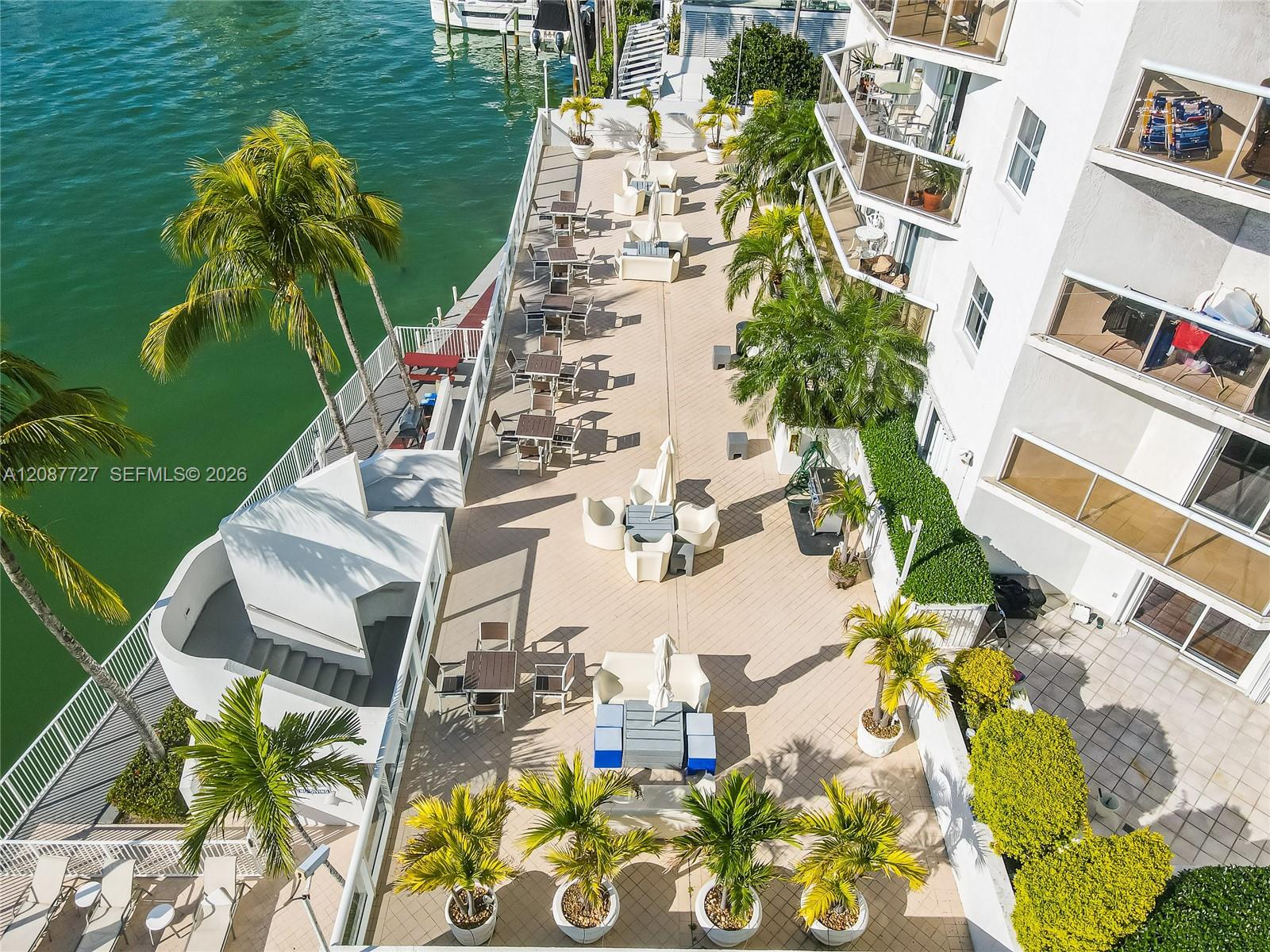 5880 Collins Avenue Ph3 Property Photo 9