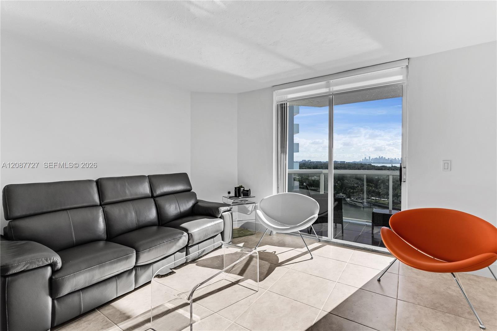 5880 Collins Avenue Ph3 Property Photo 17