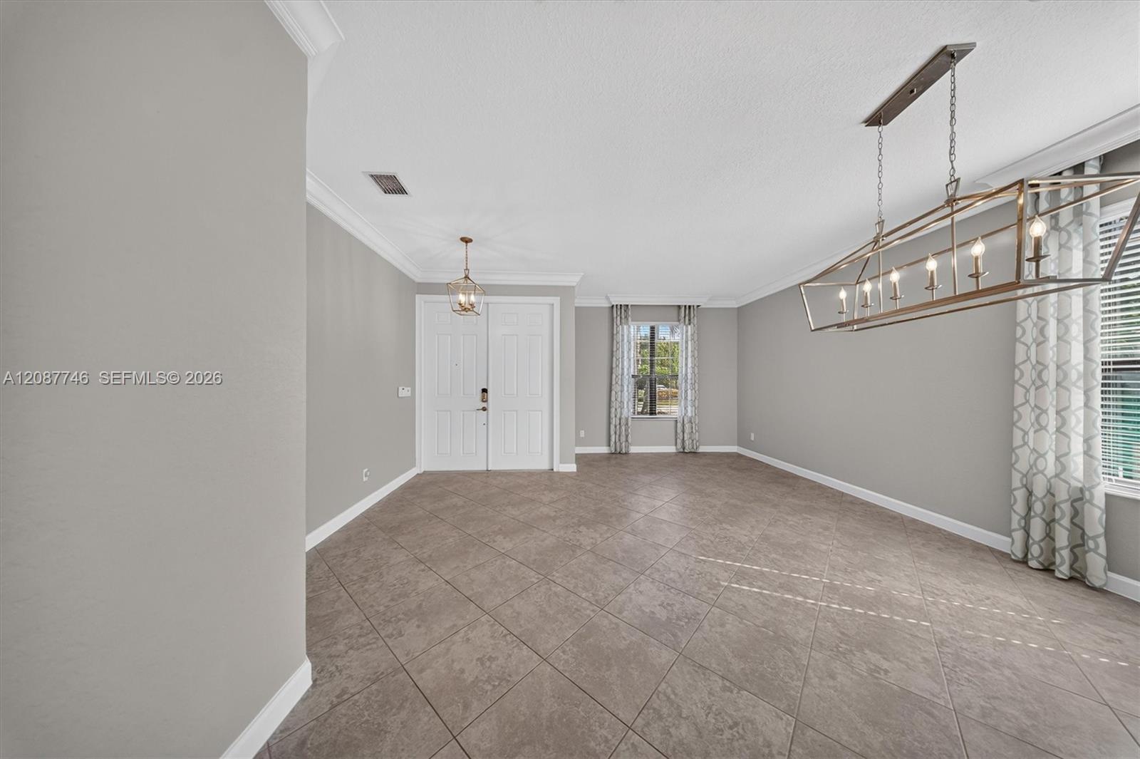 9062 Gulf Cove Drive Property Photo 6