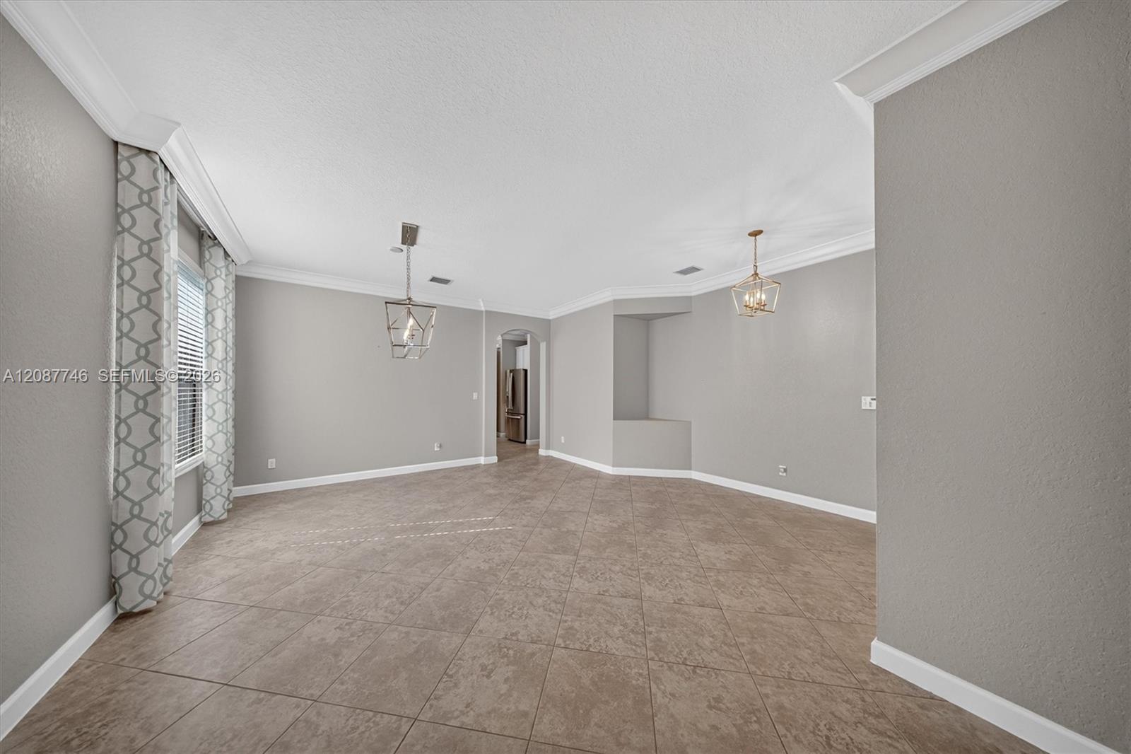 9062 Gulf Cove Drive Property Photo 7