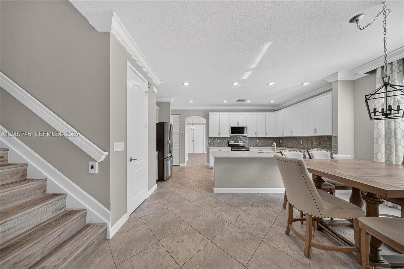 9062 Gulf Cove Drive Property Photo 15