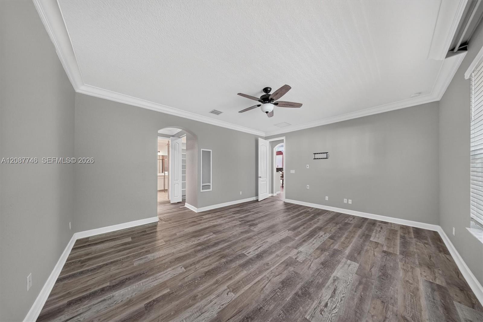 9062 Gulf Cove Drive Property Photo 24