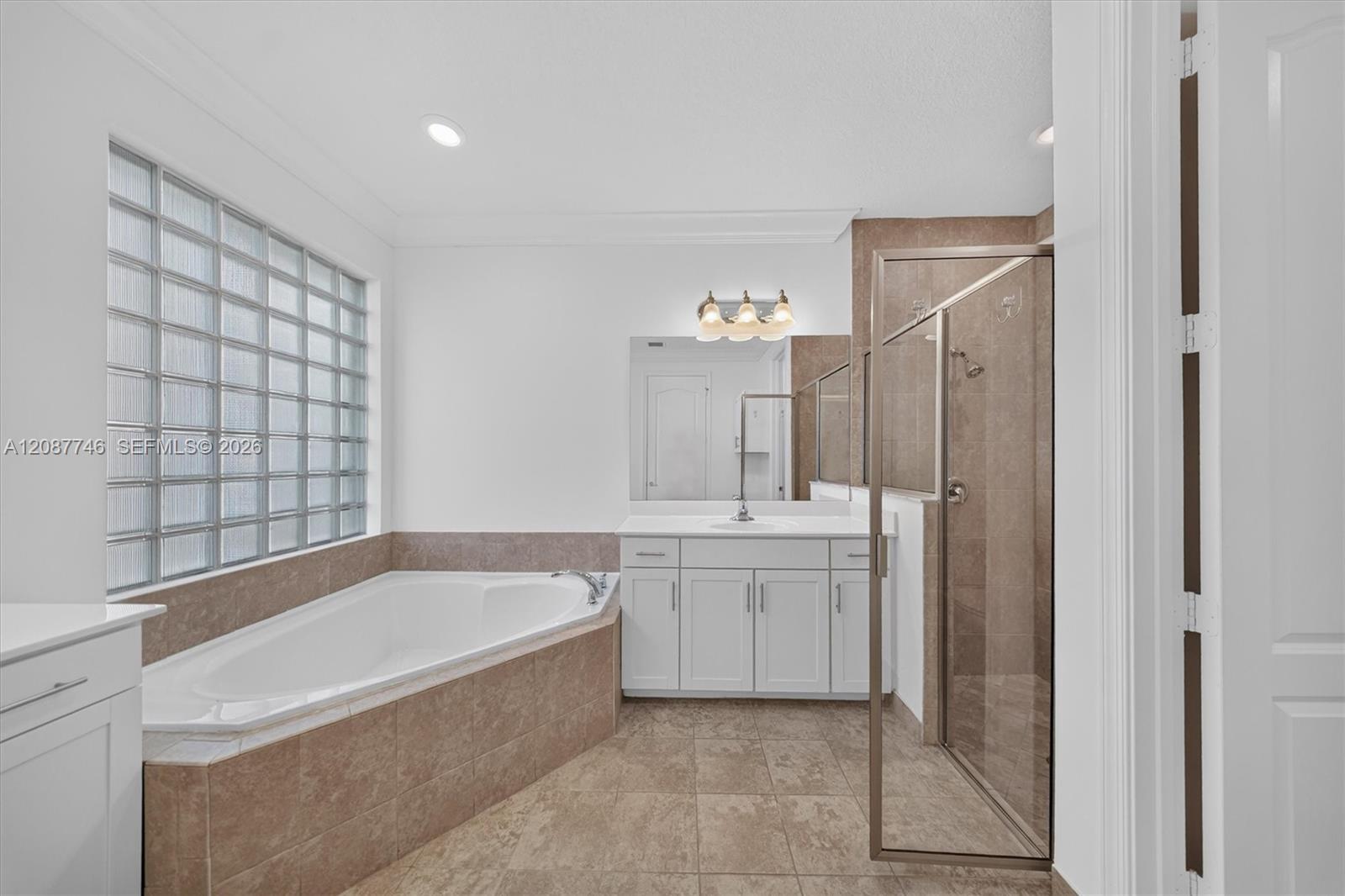9062 Gulf Cove Drive Property Photo 30