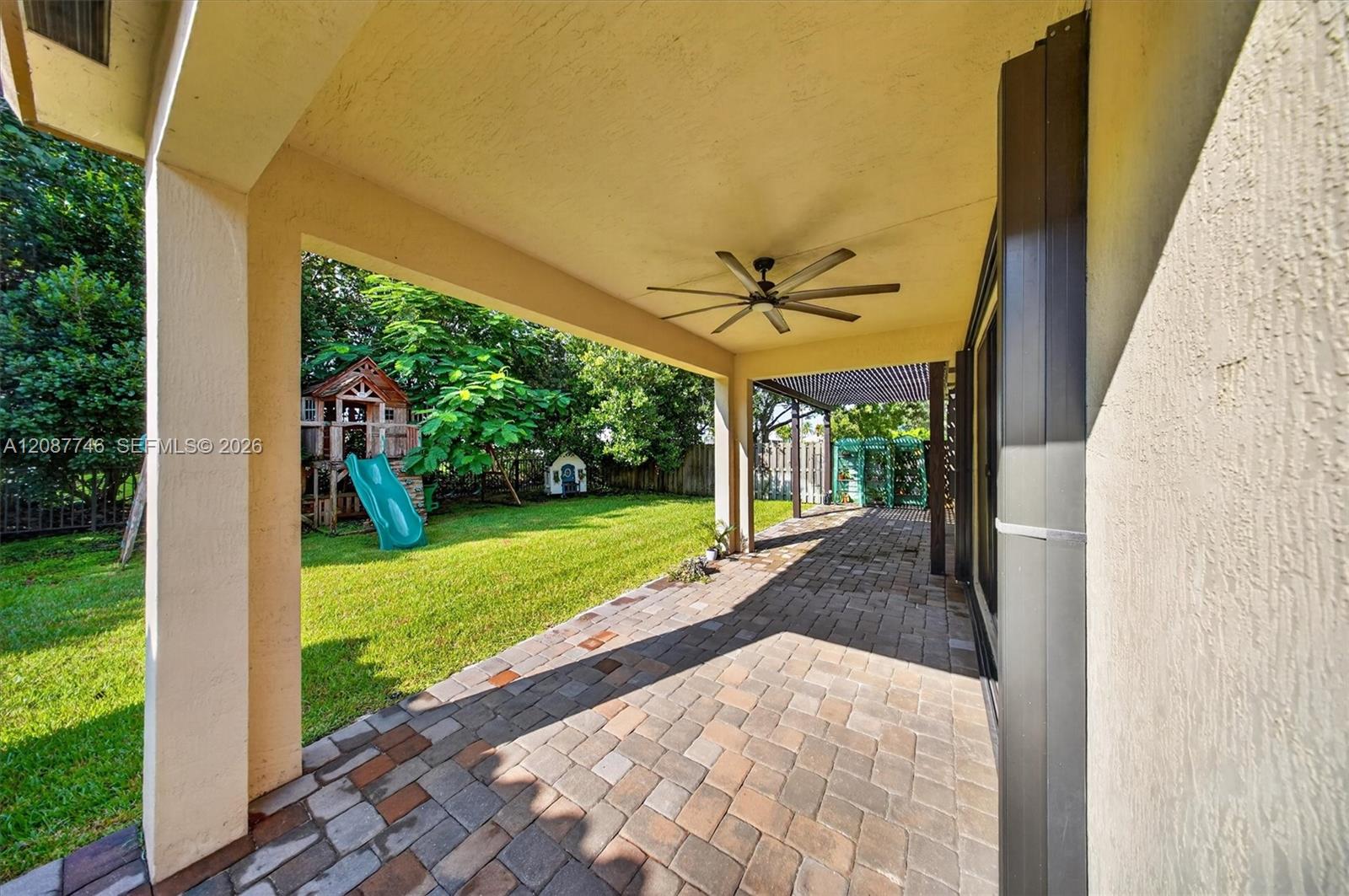 9062 Gulf Cove Drive Property Photo 44
